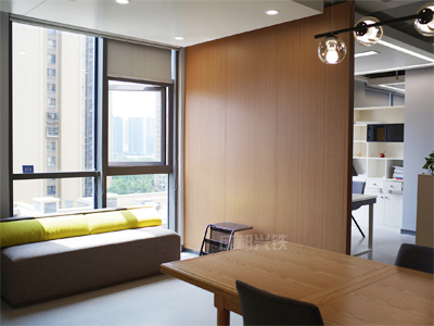 钢制装配式内墙板很适合用在办公场景空间